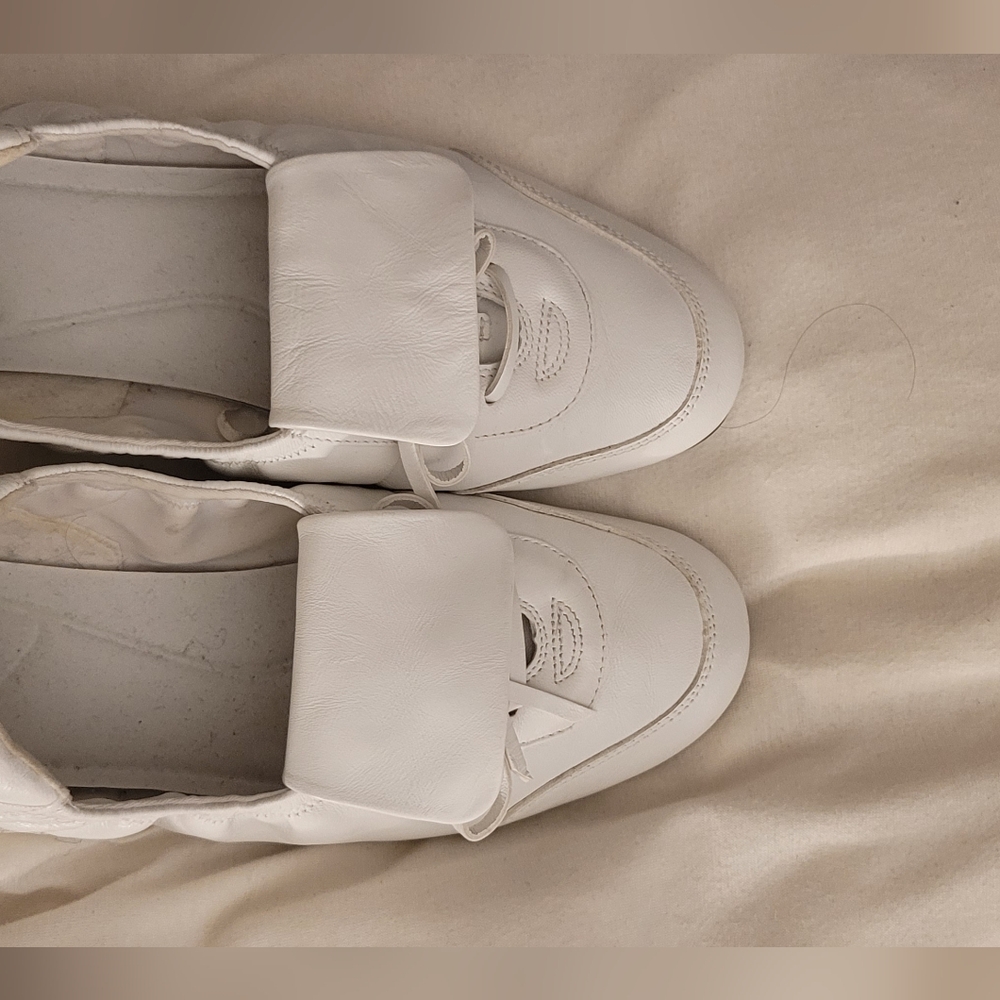 Zara White Minimalist Loafers